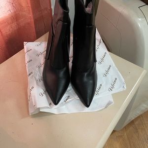 Black high heel ankle boots size 10